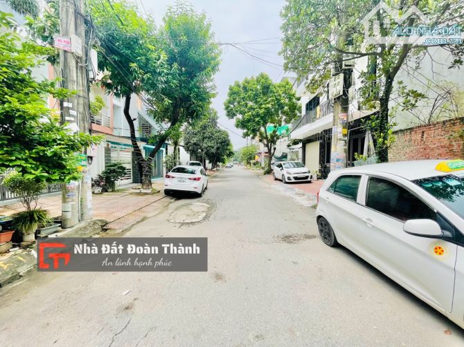 180m2 lô góc đất xây biệt thự tại phố Thư Trung - 193 Văn Cao - 1