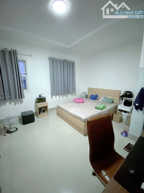 Bán nhà mặt tiền đường số 8 Linh Xuân,Thủ Đức.11,5 tỷ/130m2 - 2