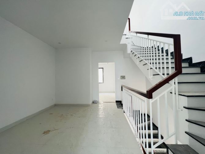 Nhà 3 tầng, đã hoàn thiện, GÓI 8 THE CAPPELLA, đường thông, 100m2, chỉ 4,5 tỷ. - 2