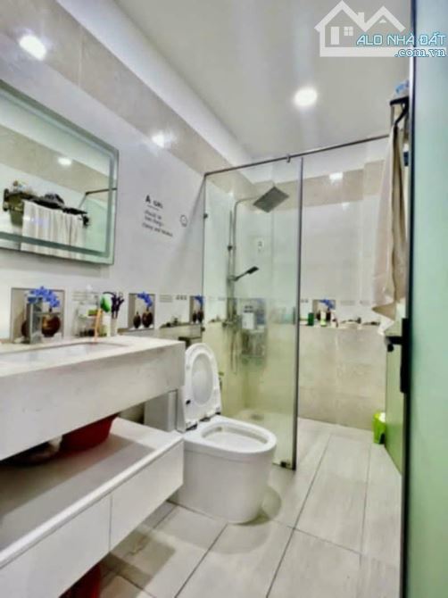 Mặt tiền Nguyễn Trường Tộ, Tân Phú, 80m2, 5 Tầng, 4,3m x 19m, chỉ 14 tỷ 5 - 3