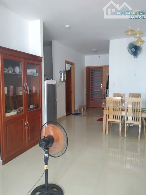 Chung cư Hoa Sen,Lạc Long Quân.Q11: 65m2, 2p ngủ,NT, 10tr/tháng - 4