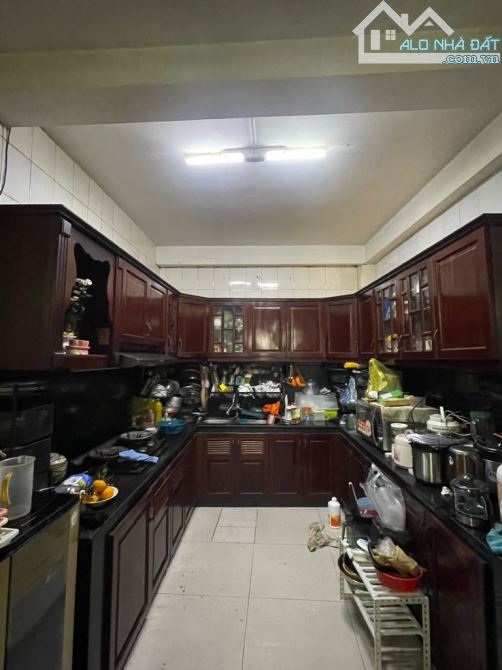 Giảm 1 tỷ Do Cần Bán Gấp Mặt Tiền Ba Đình , Phường 10 Quận 08 Nở Hậu 6 Met có 5 Tầng ST - 9