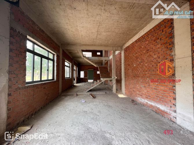 Góc 2 mặt tiền trục E6 Bửu Long đường to đẹp nhất khu dân cư giá 9,5 tỷ nhà 3 lầu