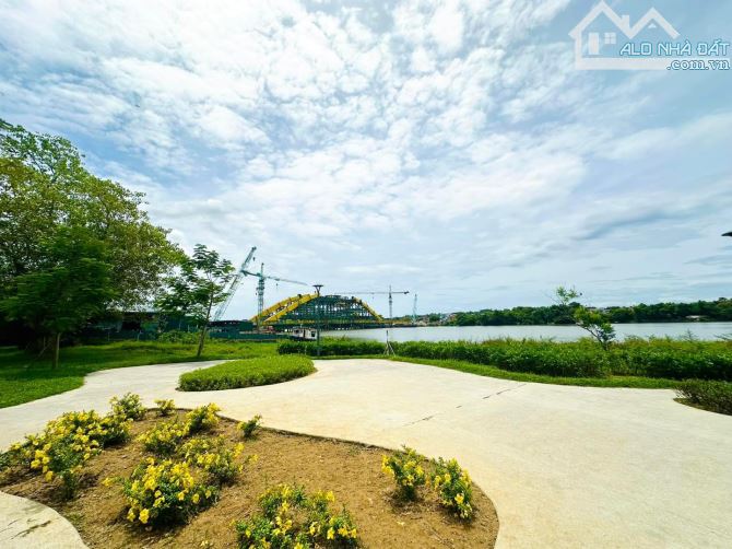 LÔ ĐẤT NGAY CẦU NGUYỄN HOÀNG, VỊ TRÍ ĐẸP, SỔ VUÔNG VẮN, MÔI GIỚI ĐUA NHAU ĐƯA KHÁCH ĐI XEM