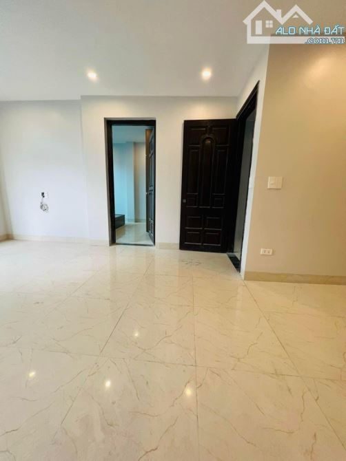 Bán Căn Hộ Apartment Phan Kế Bính Ô tô tránh, 81m2 x 9 tầng, MT 9m, Giá 24.9 tỷ - 10