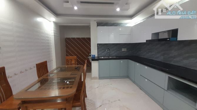 Bán gấp nhà Văn Cao, Đằng Lâm, Hải Phòng. 6,4 tỷ, 80m2, 4 tầng. - 1