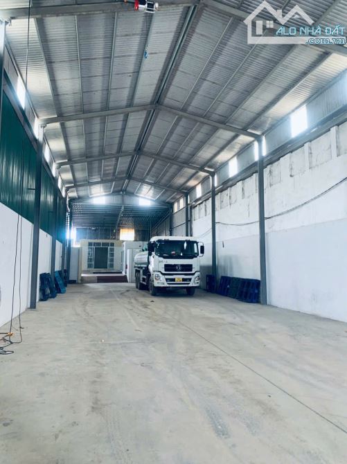 Cho thuê 550/800m2 kho/ xưởng/ cửa hàng mặt đường Ql6 Phú Nghĩa, Chương Mỹ.Giá 60k/m2 - 1