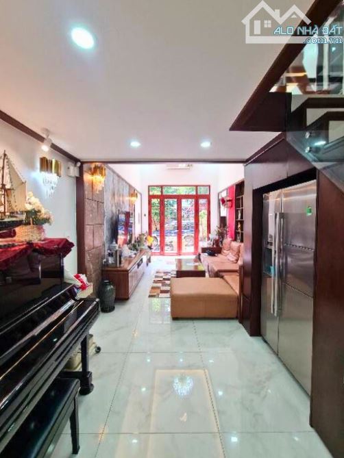 🏡 LÁNG HẠ - KHU VIP - Ô TÔ TRÁNH - NHÀ 2 THOÁNG, KINH DOANH ĐỈNH 🏡 - 1