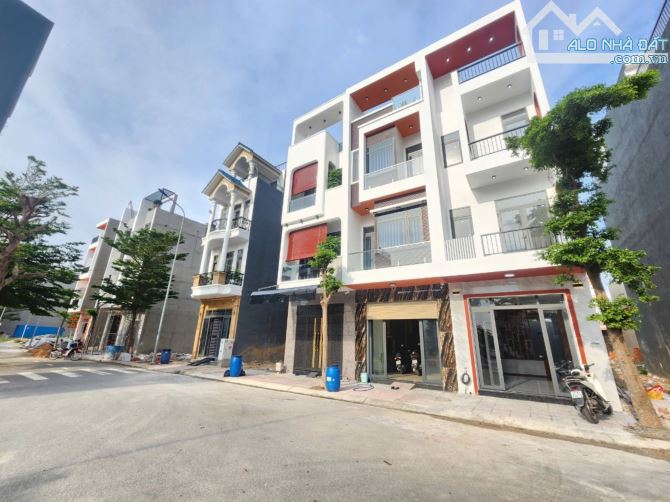 3,55Tỷ TL🔥Bán nhà 1 trệt 2 lầu + Tum, KDC Lộc Phát Residence, P.Thuận Giao, Tp.Thuận An - 14