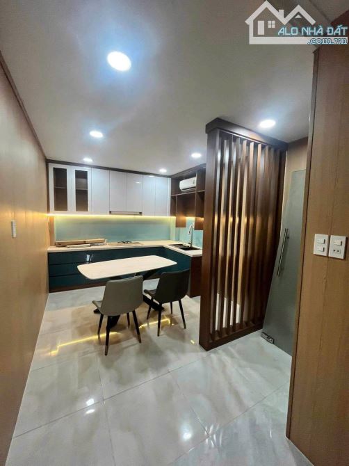 13.5 TỶ . TUYỆT PHẨM BÁN NHÀ 3 LẦU MT đường đặng văn bi , p. bình thọ ,tp.thủ đức .. - 2