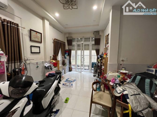 Lê Hồng Phong,p2, Quận 10, 44m2, nở hậu 9m, 4 tầng thoáng, giá 6.8 tỷ - 4