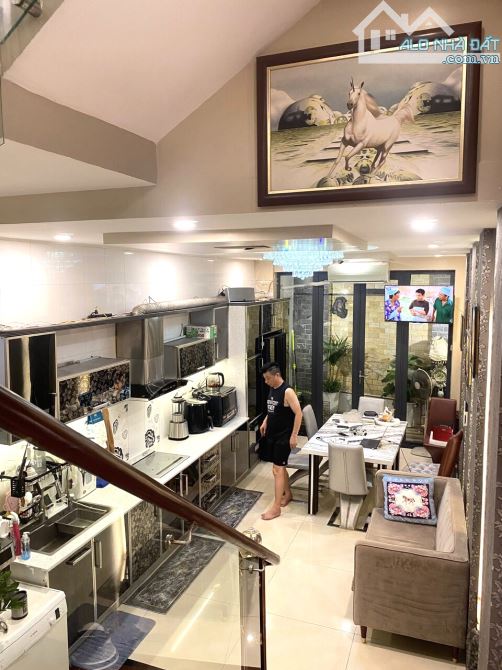 BÁN NHÀ PHỐ CẦU ĐẤT HỒNG HÀ 79 M2 -5T- 12,5 tỷ - 7