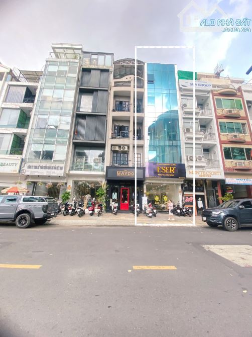 Bán Nhà Mặt Tiền Số 1B3 Nguyễn Đình Chiểu, Phường Đakao, Quận 1. DT: 4 x 15m, 5 Tầng.