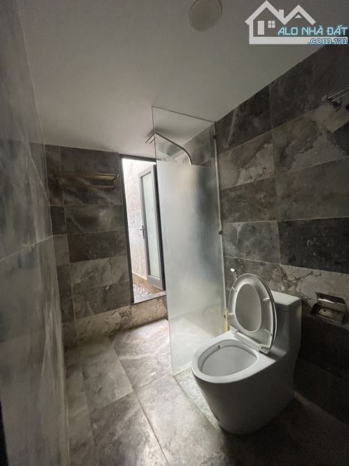 💥💥BÁN CĂN HỘ SÁT BÃI TẮM TÂN TRÀ, SƠN THUỶ, 9 Phòng, DOANH THU HƠN 30 triệu/ THÁNG