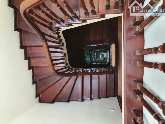 Bán nhà phố gần Công Viên Cầu Giấy, phân lô, ô tô, ở sướng, 72m2X5T, NHỈNH 20 TỶ