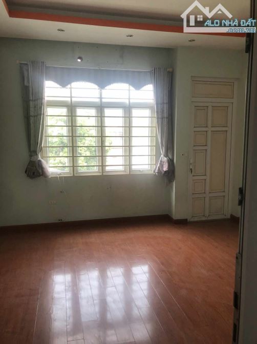 Nguyên căn Nguyễn Khang, Cầu Giấy, 60m2, 5 Tầng, Kinh Doanh, Vị Trí Đẹp, Giá Thuê 23 Triệu - 3