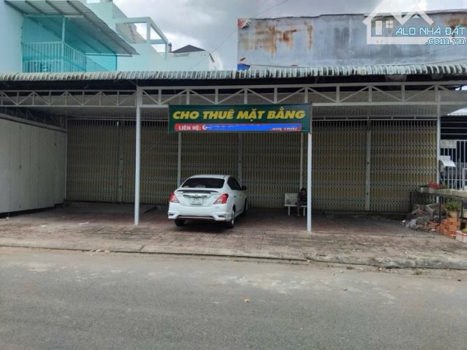 Cho thuê kho 440 m2 mặt tiền Bùi Quang Trinh 18 triệu - 3