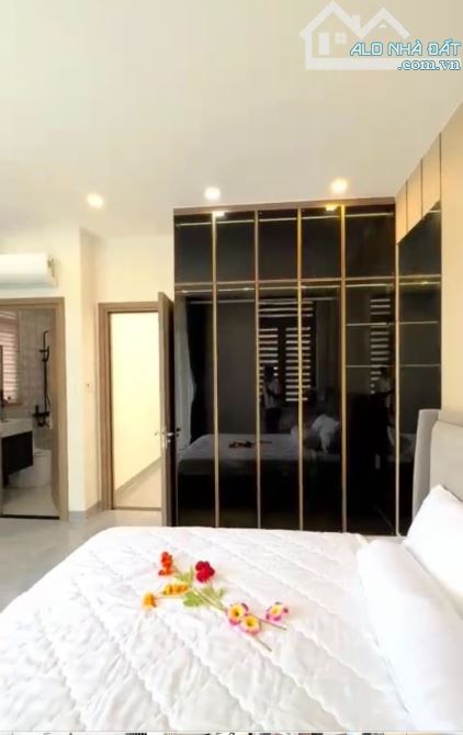 Nhà 3 tầng đã xây hoàn thiện 3 tầng,gần vòng xoay An Phú,Bình Dương., 4 phòng ngủ , SHR - 4