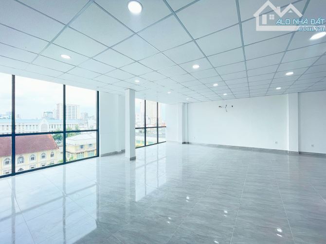 Cho thuê văn phòng mới đẹp 145m2 ngay mặt tiền Hai Bà Trưng Q1, đối diện nhà thờ Tân Định - 5