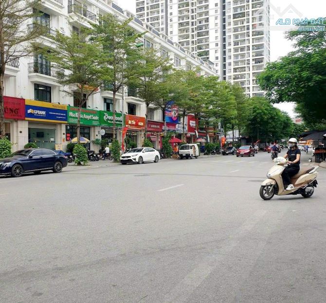 SIÊU HIẾM, PHÂN LÔ CÁN BỘ XUÂN LA, TÂY HỒ, 90MX 6 TẦNG THANG MÁY, GARA Ô TÔ