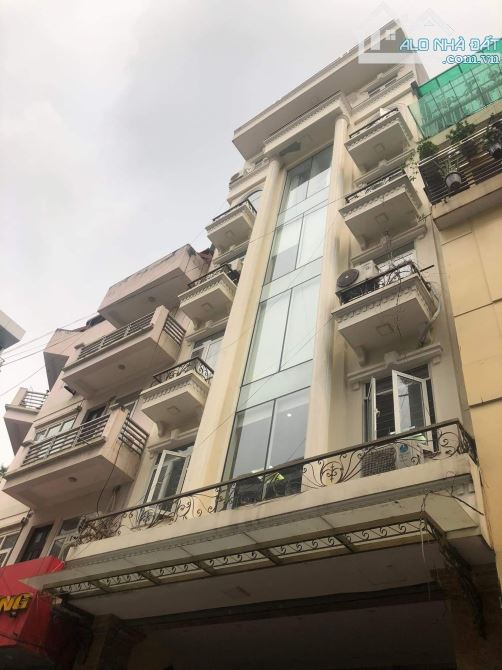 Bán tòa building văn phòng Trung Yên 9 101m2 mặt tiền 7.4m 8 tầng có hầm giá 40.3 tỷ SĐCC