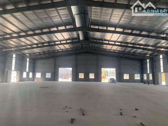 Cho Thuê Kho xưởng 1700m2  Nguyên Khê,Đông Anh.Xây dựng tiêu chuẩn 75k/m2.Có hệ thốngPCCC