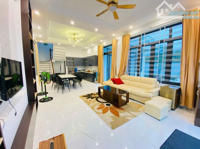 Cần  nhượng lại căn villa 702m2 sẵn xách Valy về ở tại Lương Sơn - Hòa Bình