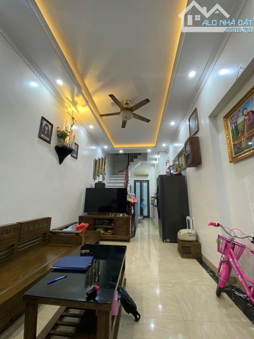 Đại Từ DT 40M  5 TẦNG MT 3.5M GIÁ 7.6 tỷ Ô TÔ