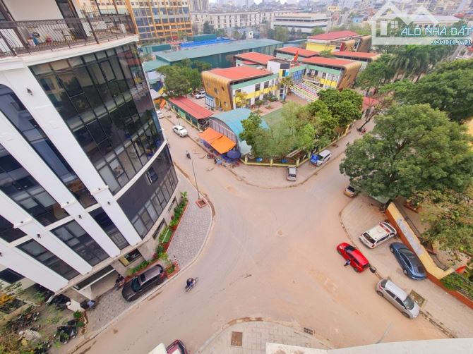 Bán gấp toà văn phòng Hà Đông lô góc  205m2 7 tầng 1 hầm - 1