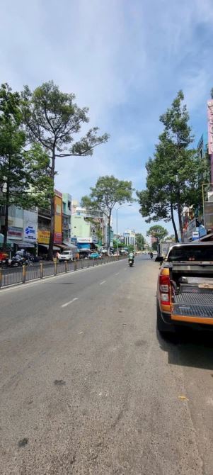 khuôn đất lớn tiện xây BUIDLING mặt tiền đường Lê Hồng Phong Q10-DT:12,5x38m giá 220 tỷ - 1