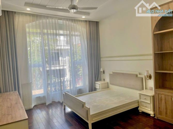 Cho thuê biệt thự tứ lập Phú Mỹ Hưng 16x16m full nội thất cao cấp! - 2