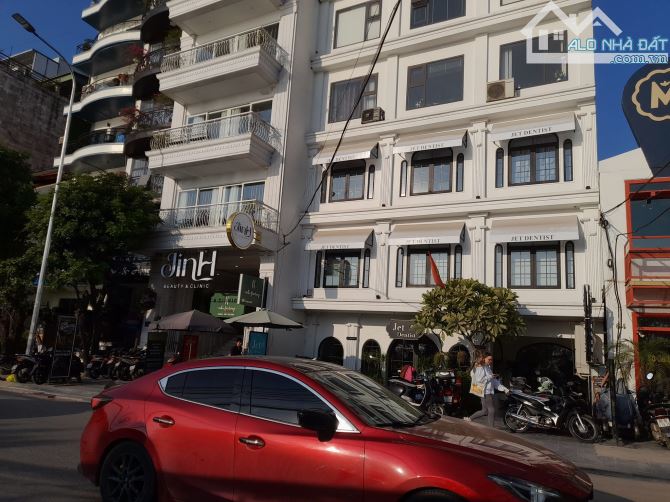 Bán đất mặt phố Xuân Diệu, Tây Hồ, DT 498m2, MT 18m, giá 165 tỷ. Đất vuông đẹp. - 2
