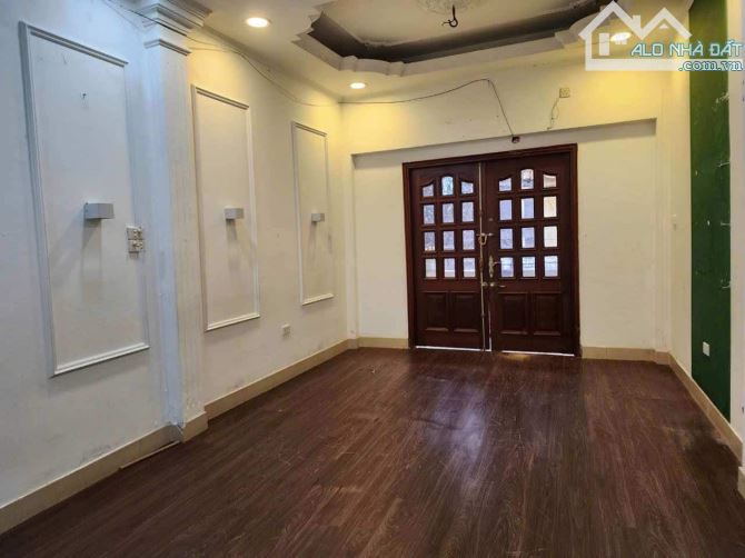 Cho thuê nhà làm Homestay, Spa, Salon Phố Nguyễn Chí Thanh 50m2, 4 tầng, 22 Triệu - 3