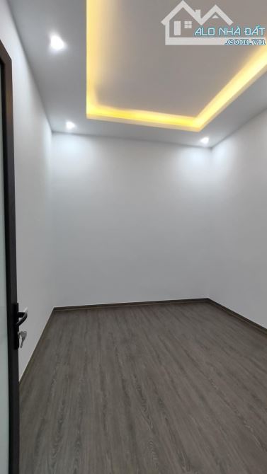 NHÀ 5 TẦNG DƯƠNG KHUÊ, CẦU GIẤY – 5.5 TỶ/35m2 – MẶT PHỐ Ô TÔ - 3