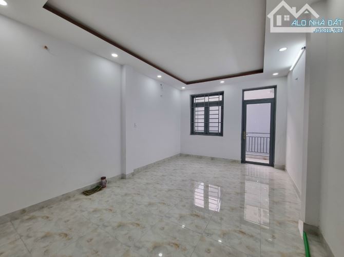 Bán Gấp Nhà Mặt Tiền Giá Hẻm Lê Quang Định, P1, Gò Vấp 146m2 (4x38) 5 Tầng giá 20 tỷ TL - 3