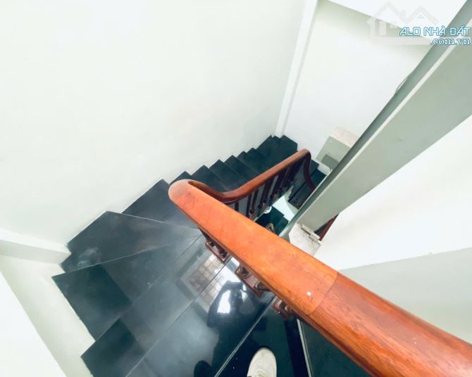 Phân lô Hồng Hà 5 tầng + tum dân xây DT31m2 view vườn hoa siêu thoáng, trước nhà oto tránh - 3