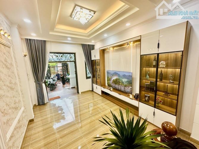 9.6 TỶ - BIỆT THỰ LÊ ĐỨC THỌ - 94 MV – NGANG CHUẨN 4M – 3 PHÒNG NGỦ. - 4