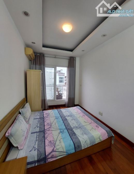 Cho thuê căn hộ: 75m giá 15 triệu; 120m giá 25 triệu. Phố Bà Triệu - 6