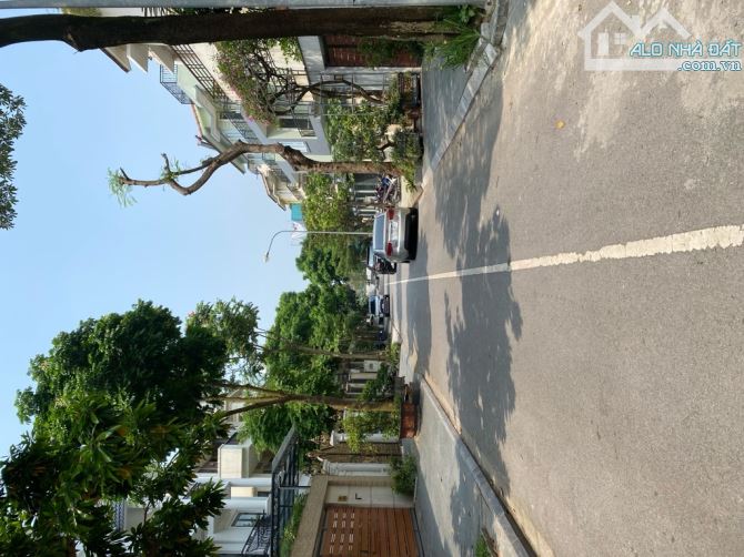 BÁN BIỆT THỰ VIỆT HƯNG LONG BIÊN 205m2 MT10m KINH DOANH, VP CTY - 9
