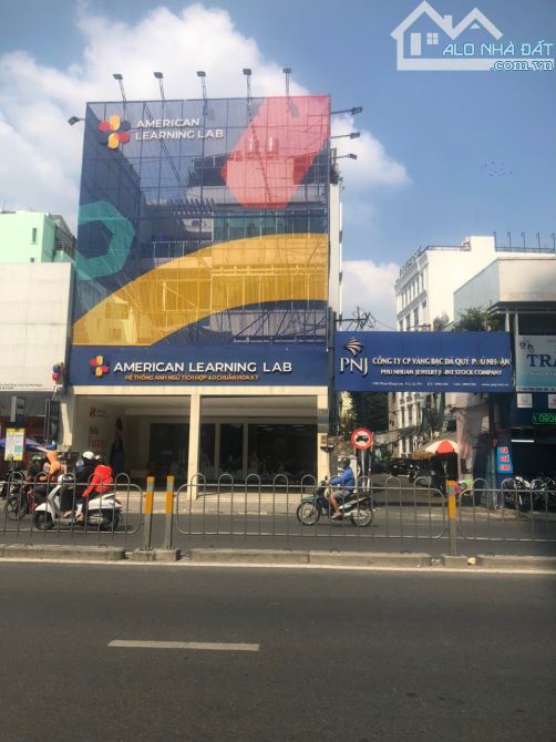 Bán căn góc 2 mặt tiền THẠCH THỊ THANH, Q.1, DT:9.5x18m, giá rẽ 57 tỷ