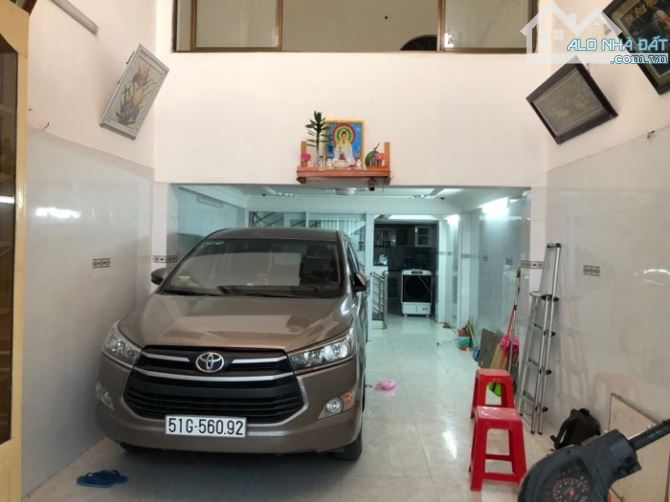 GẤP BÁN GIẢM 1.5 TỶ CÒN HƠN 5 x TỶ  HẺM THÔNG - XE HƠI NGỦ TRONG NHÀ- 68M2 - 4 TẦNG- 5PN -