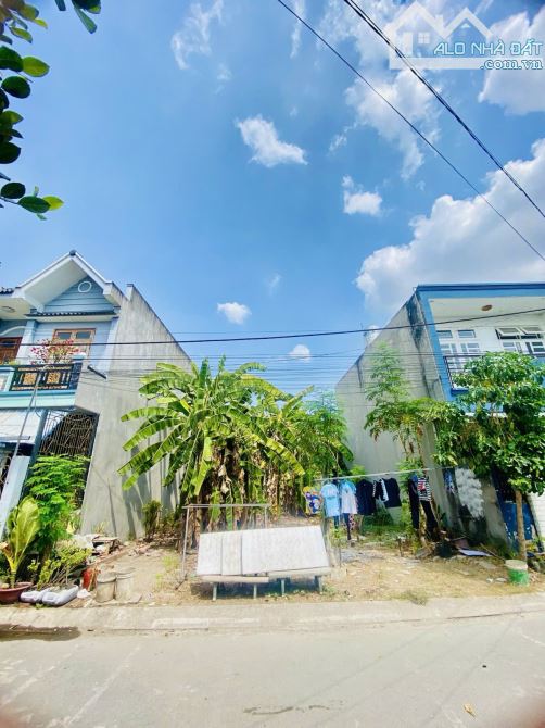 BÁN ĐẤT 90M2 -GIÁ 1 TỶ 750 TR,ĐƯỜNG DƯƠNG CÔNG KHI,TÂN THỚI NHÌ, HÓC MÔN, ĐƯỜNG ÔTÔ
