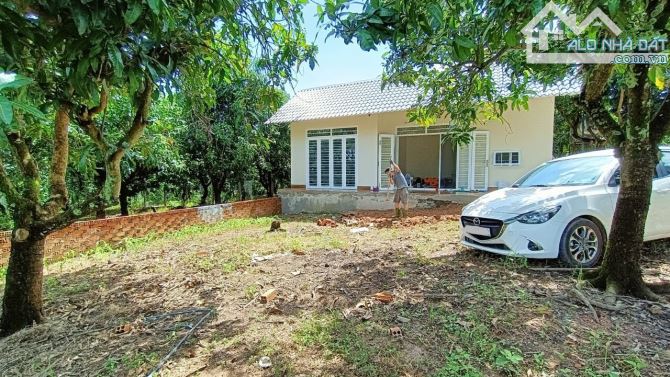 CẦN BÁN GẤP CĂN NHÀ VƯỜN TÂM HUYẾT DT 1002M2(24MX42M) GẦN NGAY KHU CÔNG NGHIỆP CHỈ 1TY450