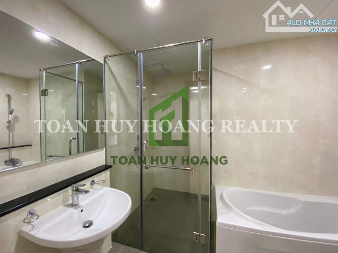 🚢 Căn Hộ 3 Phòng Ngủ Tuyệt Đẹp 168m2 ở Blooming Tower English Below - 14