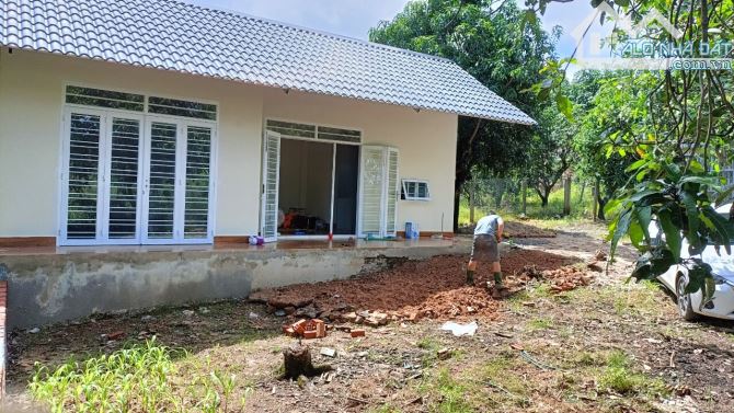 CẦN BÁN GẤP CĂN NHÀ VƯỜN TÂM HUYẾT DT 1002M2(24MX42M) GẦN NGAY KHU CÔNG NGHIỆP CHỈ 1TY450 - 3