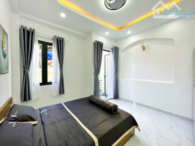 Bán nhà 2 lầu Hồ Biểu Chánh, P11, Phú Nhuận, 56m2, cho thuê 15tr/tháng, SHR - 1