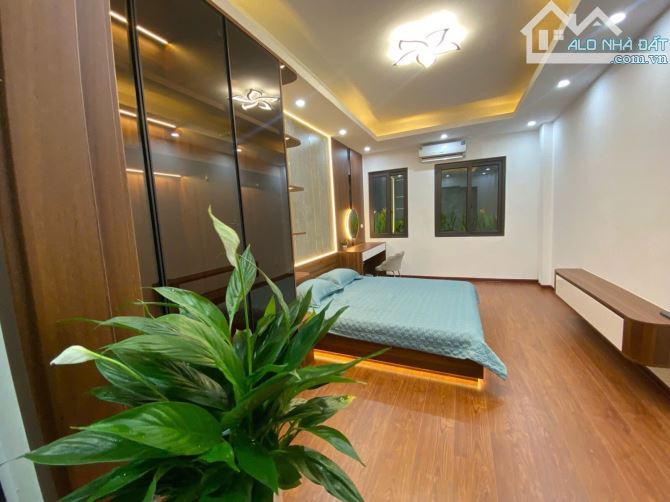 Bán nhà, Minh Khai, Q Hai Bà Trưng 30m2 x 5 tầng, giá 5.5 tỷ, lô góc, ô tô tránh - 4