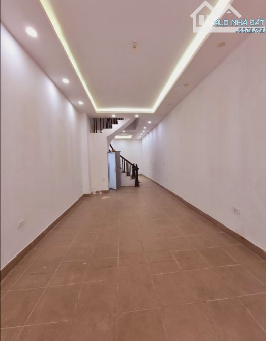 Bán nhà mặt phố Mễ Trì Hạ 60mx5T, phân lô, ô tô, vỉa hè, KD đắc địa, 25 tỷ - 5