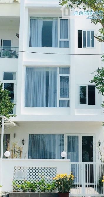 RẺ NHẤT KHU EURO VILLAGE 1 VILLA 3 TẦNG - DÒNG TIỀN 300TR/ NĂM NHỈNH 10 TỶ