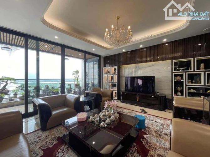 BÁN CĂN PENTHOUSE 2 TẦNG SIÊU HIẾM TÒA AQUA CENTRAL QUẬN BA ĐÌNH, 457M2 GIÁ 106 TỶ